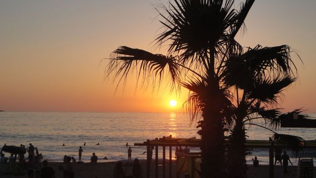 Beach sunset in Renaca, Chile