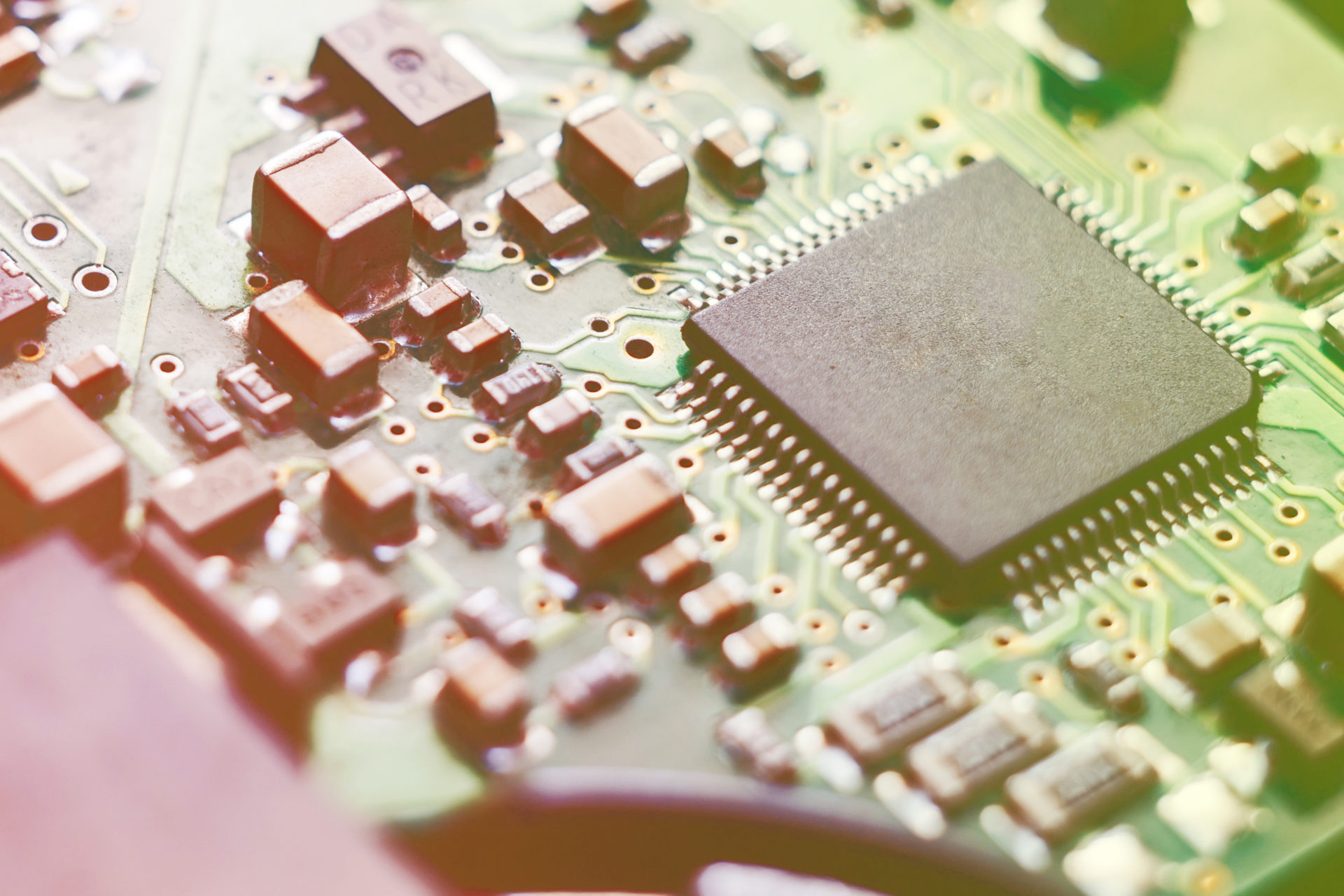 Blockchain, IoT, and AI Push Global Semiconductor Sector Sales to Over $40 Billion