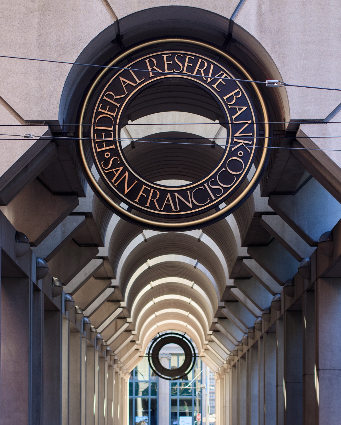 Avanti, the Federal Reserve building