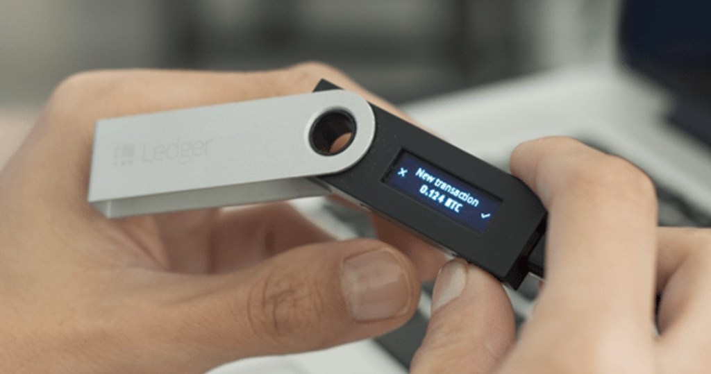 ledger nano s plus billetera bitcoin